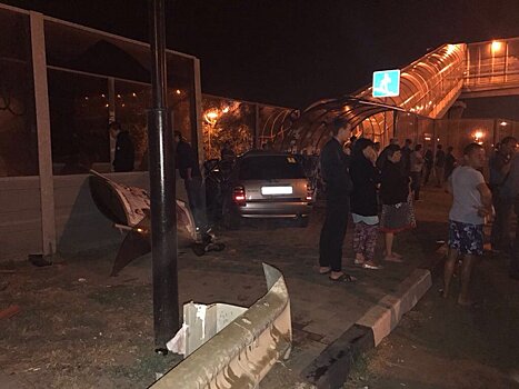 Полиции предстоит установить, почему Nissan, попавшем в аварию под Краснодаром, управлял подросток