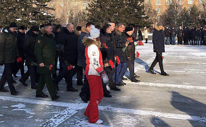 Павших за Сталинград почтили на Монументе Славы
