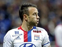 Матье Вальбуэна: "Я не заслужил завершения карьеры в сборной из-за скандала"