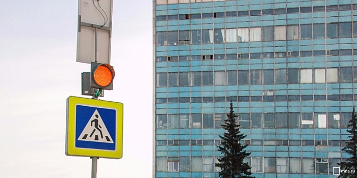 В Академическом районе на пешеходных переходах появятся импульсные светофоры