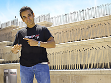 Суд в США обязал миллиардера выплатить жертве $58 млн за домогательства