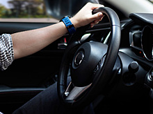 «Давай газу»: сразу два видео с детьми за рулем возмутили Сеть