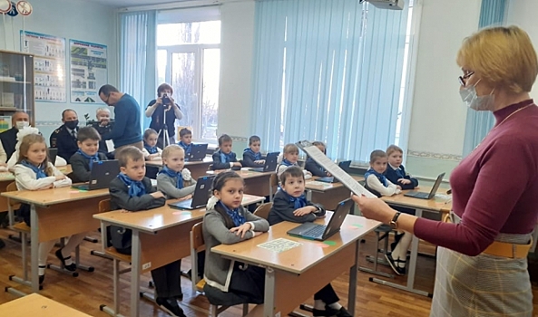 В Волгоградской области проходят уроки по безопасности движения