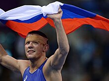 Сурков выиграл ЧЕ по греко-римской борьбе в весе до 66 кг