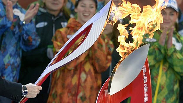 Олимпийский огонь выставил на продажу факелоносец-вологжанин