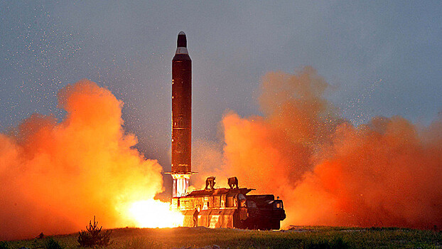 Китай осудил ракетные испытания в КНДР
