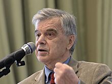 В Чечне простились с Русланом Хасбулатовым