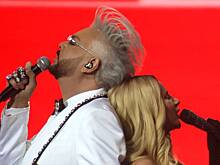 Чем бы звезда не тешилась: шоу-бизнес подводит итоги года