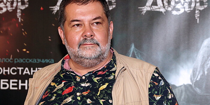 Сергей Лукьяненко: Нейросети еще слишком глупы, чтобы заменить писателя