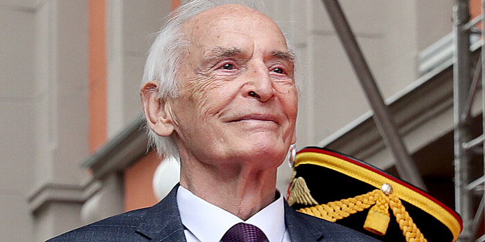 Бюст Василию Лановому торжественно открыли в Волгограде