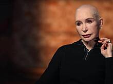 «Ты — дура»: Васильева резко высказалась об уехавшей из России Хаматовой