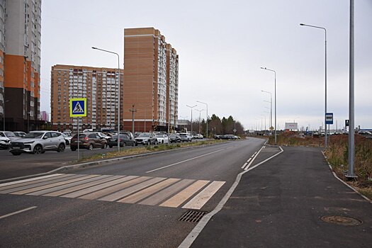 В Оренбурге завершается благоустройство новой дороги на улице Александрова
