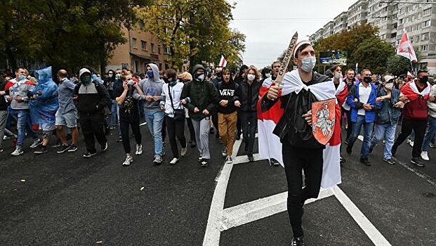 Польша пригрозила ввести санкции против Белоруссии в обход ЕС