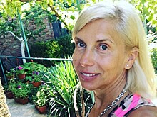 Певица Алена Свиридова показала красавицу-маму