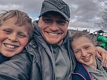 «Семейство в сборе»: Сергей Сафронов показал своих детей от разных браков