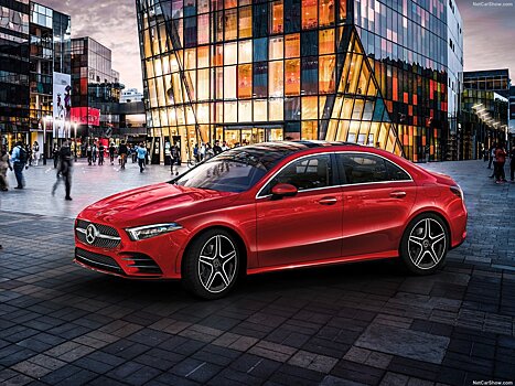 Mercedes-Benz «засветил» европейскую версию седана A-Class нового поколения