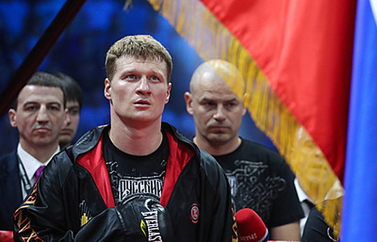 Российский боксер Поветкин сохранил пятое место в рейтинге WBA