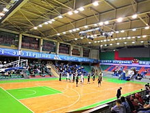Баскетбол: «Новосибирск» победил «Уралмаш» в матче суперлиги