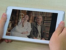 "Любишь, не любишь?": первый профессиональный спектакль Атнинского театра