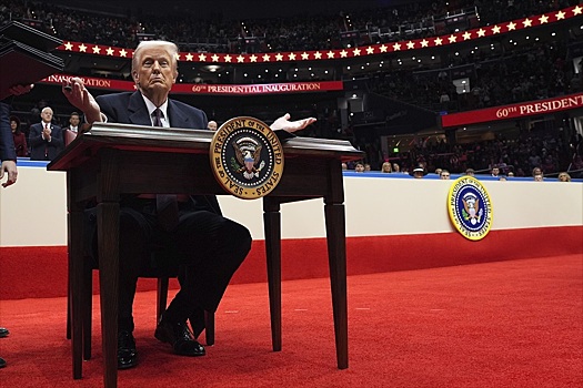 Бумерангом по Трампу: Последствия американских пошлин ударят по экономике США