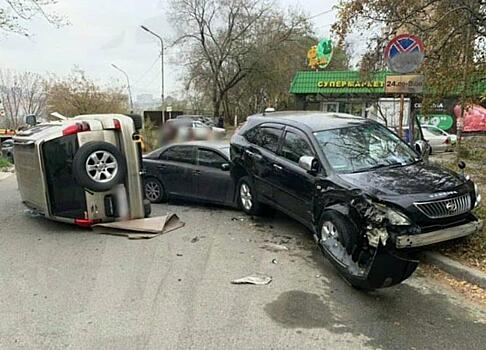 Автоледи устроила жуткое ДТП во Владивостоке
