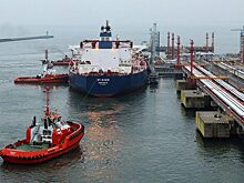 «АиФ»: Варшава заработает на отказе Германии от российской нефти