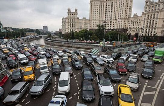 Российский автопарк насчитывает более 16 млн автомобилей отечественного производства