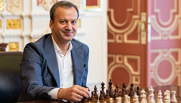 Глава ФИДЕ Дворкович намерен внедрить шахматы в футбольные академии