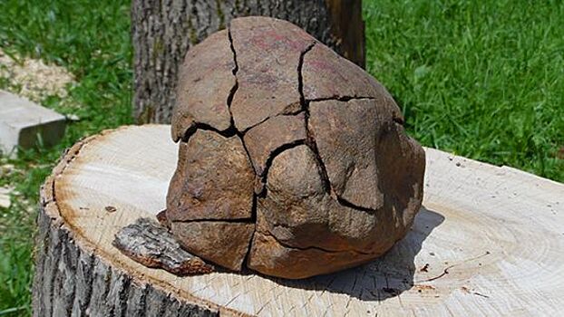 В Белоруссии найден котлован с метеоритом