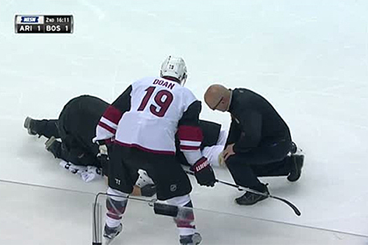 Бурмистров госпитализирован после силового приема в матче