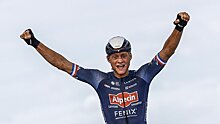 Голландец Матье ван дер Пул выиграл первый этап веломногодневки «Джиро д’Италия»