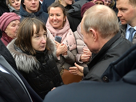 Новый "перл" гаранта стабильности: Путин и пенсионерка не попали на ТВ