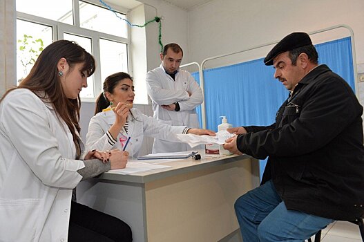 Онкологи обследовали в Габале три сотни людей