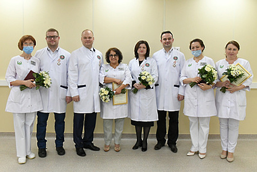 Губернатор Подмосковья наградил врачей Дубненской и Талдомской больниц