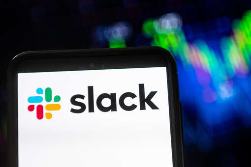 РИА Новости: Slack начал предупреждать россиян о блокировки их учетных записей