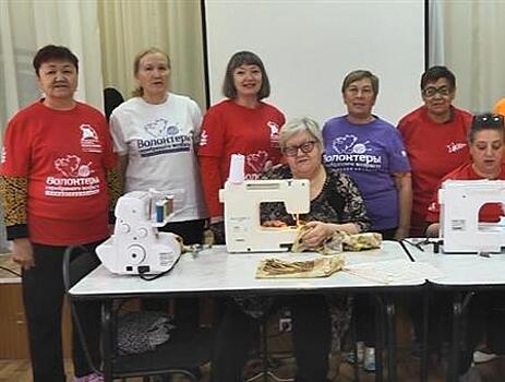 Серебряные волонтеры Большечерниговского района: "Пусть наша нить приведет к победе"