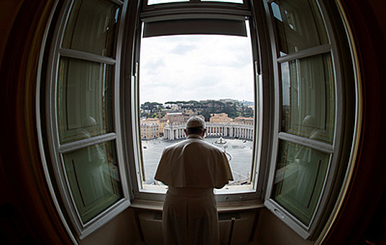 Папа под ударом: кому мешает нынешний понтифик