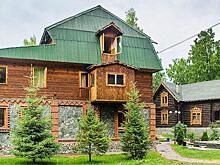 «Народ звереет»: семья чиновника найдена мертвой
