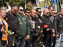 Более 50 участников мотомарша "Дороги Победы" приехали в Луганск