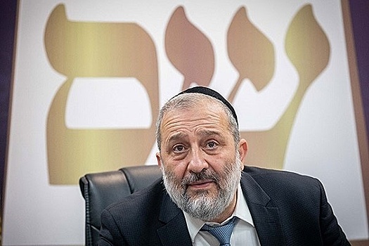 Премьер-министр Израиля отправил в отставку своего главного союзника