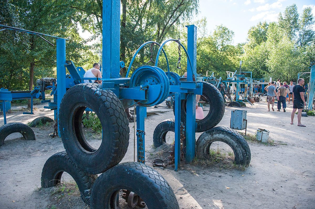 Брутальная качалка (Спортивный городок), Киев, Украина, Европа