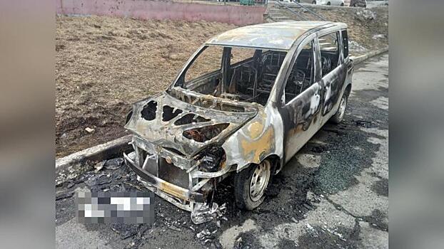Сгорели иномарки: три уголовных дела возбуждены во Владивостоке