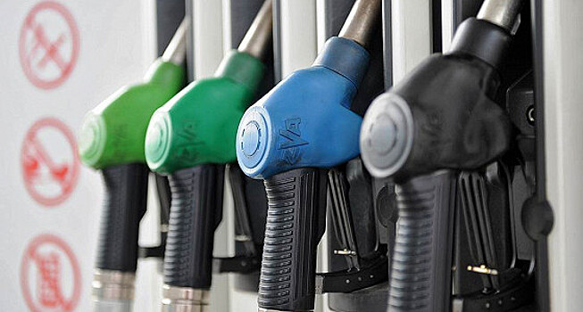 В России начали выпуск бензина Евро-6