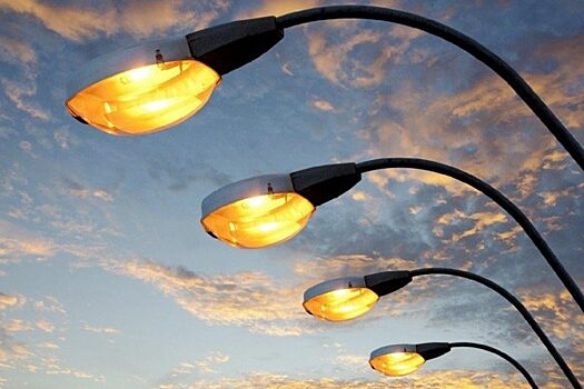 До конца года Калуга получит 755 уличных светильников