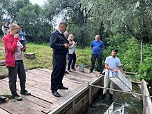 «Кузбассразрезуголь» выпустил в Томь более 40 тыс. мальков