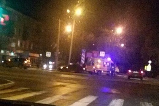 Екатеринбуржец на Nissan пролетел на красный и врезался в Opel