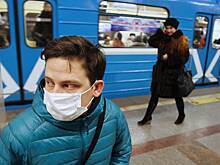 У москвичей начали проверять маски и перчатки