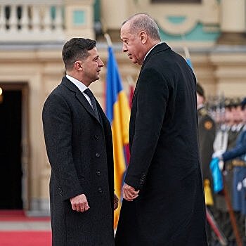 Зеленский поблагодарил Эрдогана за помощь в эвакуации украинских моряков