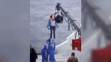 В Сети появилось видео летающей Натали Портман на съемках «Тора»