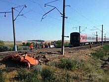 СК организовал проверку после столкновения "Камаза" с поездом под Ростовом